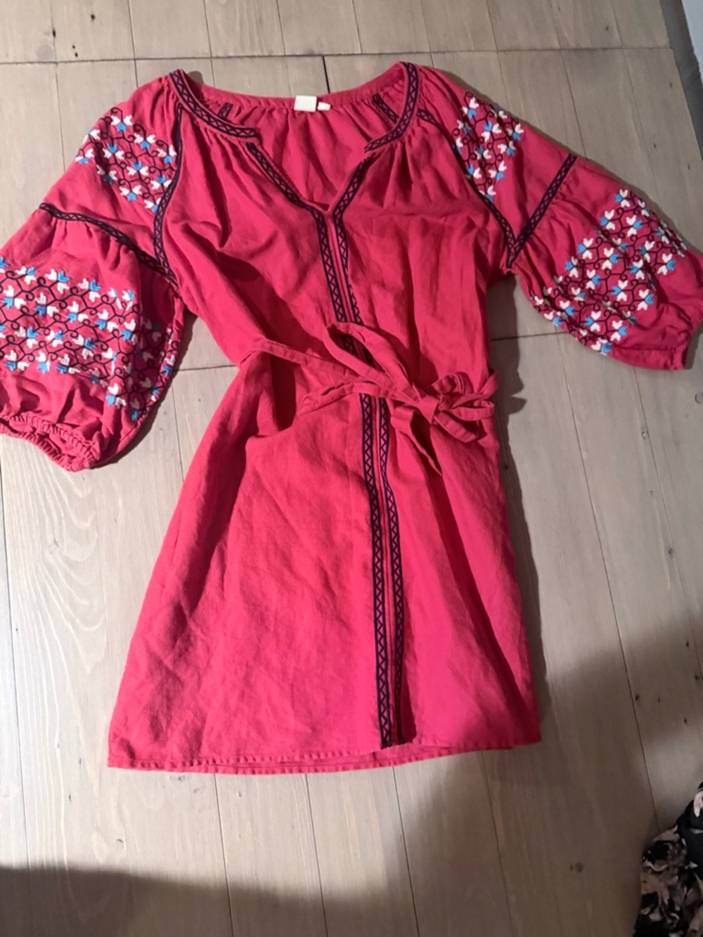 GAP Red Embroidered Puff-Sleeve Dress with Tie Waist